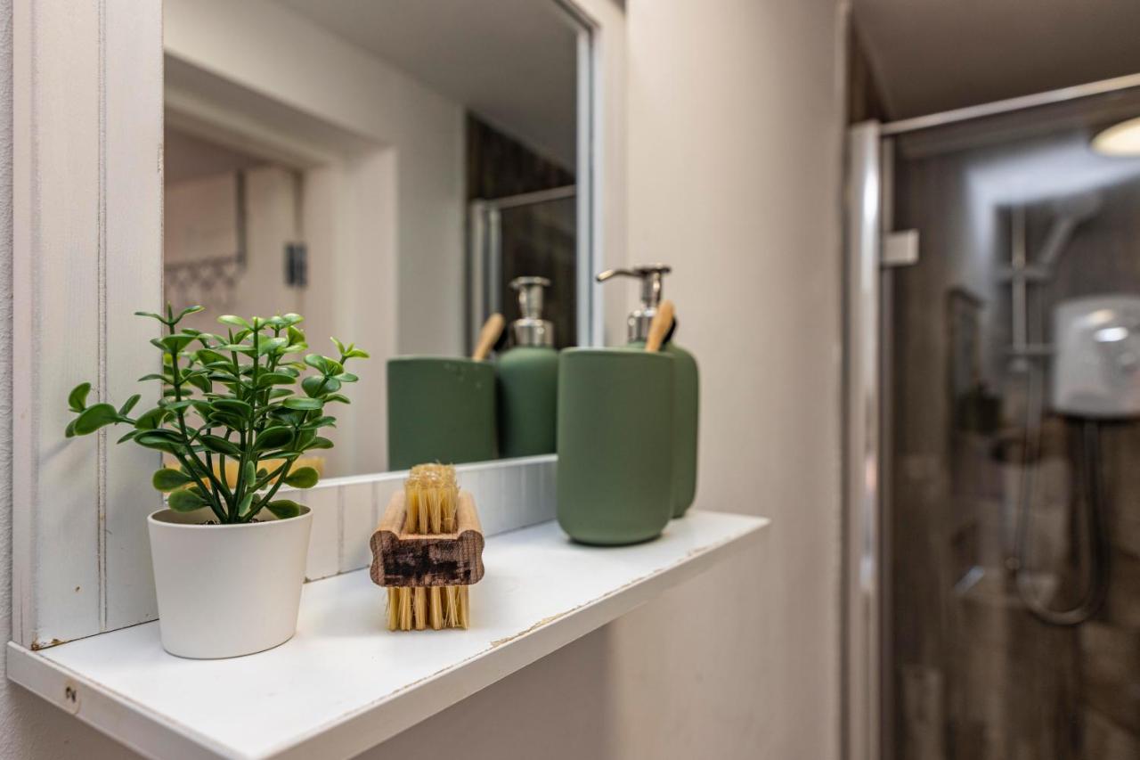 Itsimplestay Suites *